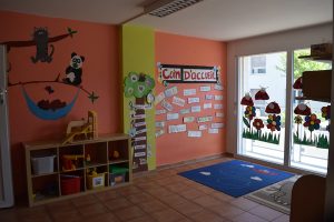 toddlers room Rolle bilingual daycare