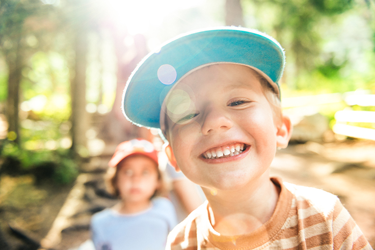 Enfant en crèche bilingue Cap Canaille